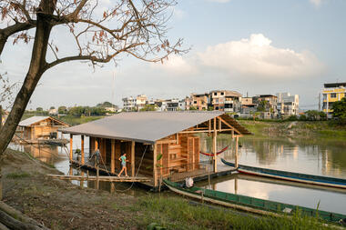 Productive Floating House - La Balsanera / Natura Futura Arquitectura + Juan Carlos Bamba