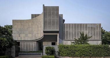 Zen Spaces Residence / Sanjay Puri Architects