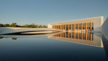 Yanzi Memorial Hall / Architectural Design and Research Institution of SCUT