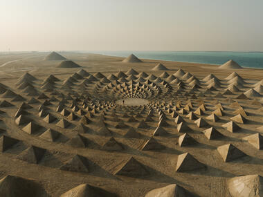 Gallery of Jim Denevan's Monumental Land Art Debutes in Abu Dhabi  - 6