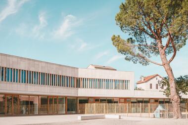 Escola Cabriès / Amelia Tavella Architectes