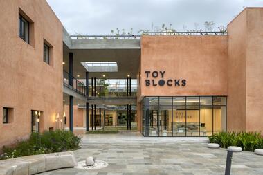 Toy Blocks Kindergarten /  Blocher Partners India