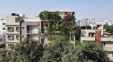 Terra Comb Residential Building / A Threshold