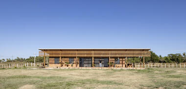 Lomas Verdes House / Kike Martinez + Marcos Martinez