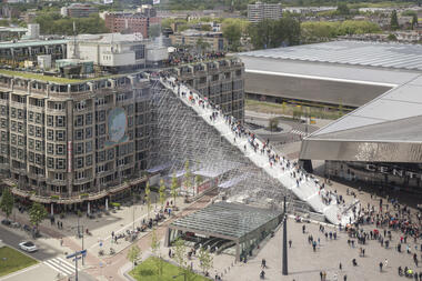 Gallery of Urban Staircases: Vertical Poetry in Cities  - 17