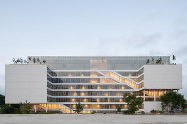 Wonder Building / Coldefy