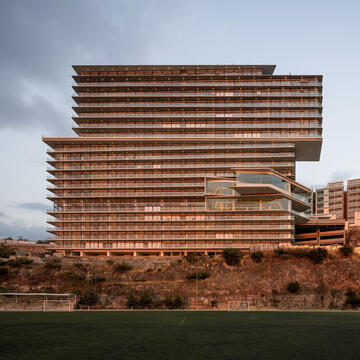 Gallery of Amirá Building / Archetonic  - 12