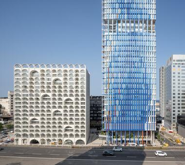 Gallery of La Porte Bleue / PietriArchitectes  - 2
