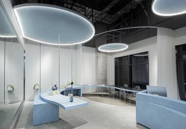 Cheongasam Flowers Shop / RVMN
