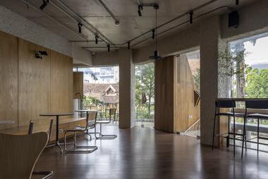 Gallery of TNV Coffee and Complex Building / Comma Studio  - 19
