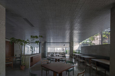 Karry's Peral Restaurant / ZHZ studio