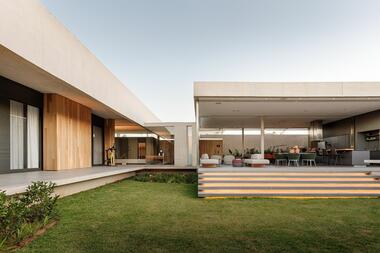 Gallery of LC House / Caracho Arquitetos  - 10