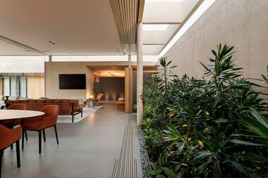 Gallery of LC House / Caracho Arquitetos  - 5