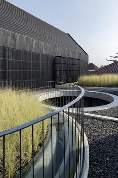 Gallery of Halo House / Tamara Wibowo Architects  - 3