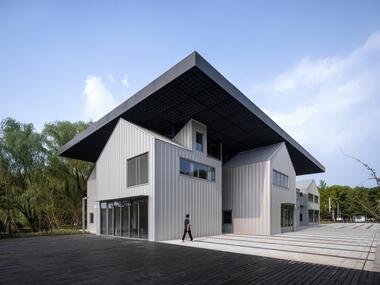 昆山城市生态森林公园游客中心 / 阿科米星建筑设计