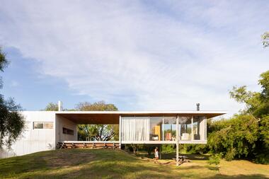 Casa O Abraço / Mateo Gagliardo