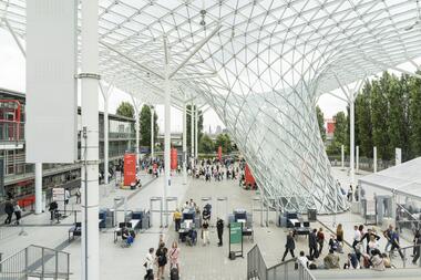 Salone del Mobile 2024 anuncia programação com intervenções de David Lynch