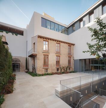 Gallery of Hortensia Herrero Art Center / ERRE arquitectura  - 4