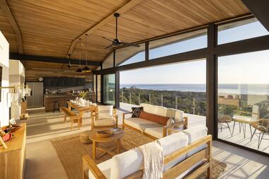 Gallery of Makai Villas / Studio Saxe  - 15