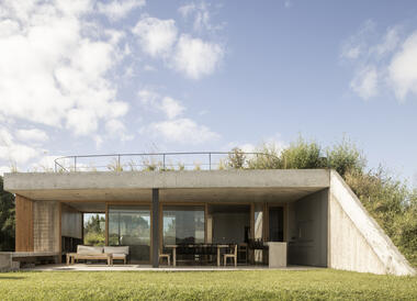 Casa Arena / ZIM arquitextura