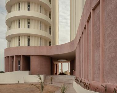 Edificio Temporada  / Esencial Studio