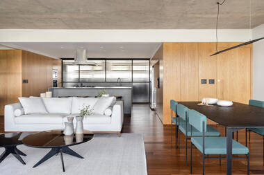 Caramelo Apartment / CoDA Arquitetura