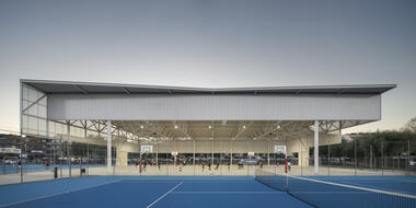Complejo Deportivo en Pallejà / JPAM + Masala Consultors
