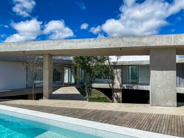 Galeria de Casa Subtração / FGMF  - 18