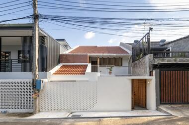 Umong House / Studio Mai Mai