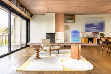 Olivier Apartment / AKA