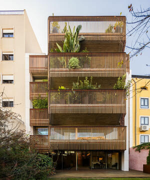 Edificio Residencial San Bernardo / ARX Portugal Arquitectos