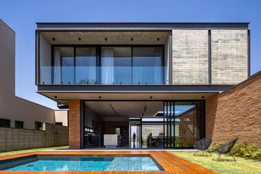 Casa GV / Taguá Arquitetura
