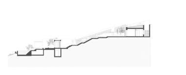 Galería de ¿Cómo construir sobre un terreno en pendiente? 5 proyectos residenciales modernos diseñados para sus entornos en desnivel  - 10