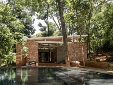 Villa Iapó / Arquitetos Associados