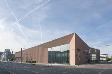 Heidelberg Congress Center  / Degelo Architekten 