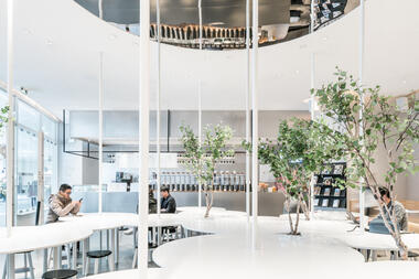 Sharing the Table: 9 Projects Showcasing Innovative Communal Table Designs
