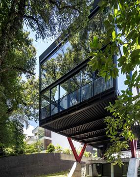 Bürgel House / LUIZVOLPATOARQ