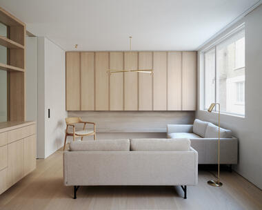 Gallery of Market Mews House / Ampuero Yutronic  - 1