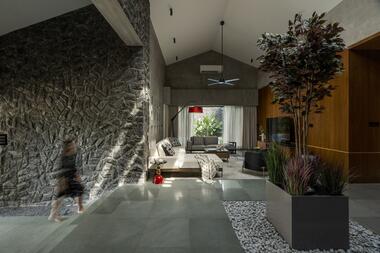 Gallery of The Croft Residence / Mindworks Architecture  - 13