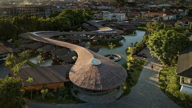 Talaga Sampireun 巴厘岛餐厅 / K-Thengono Design Studio