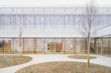 Escola Fundamental / Artico Fracassi + Marco Zito