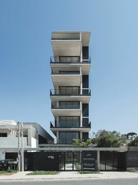 Edificio Lyra / Olmo Arquitetos