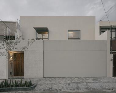 Casa Aguamarina / Fino Lozano