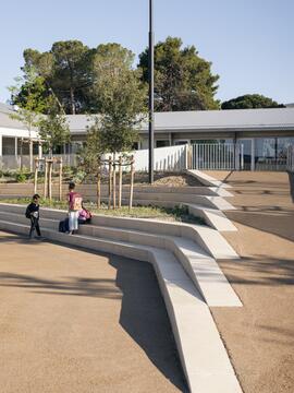 Galeria de Escola Samuel Paty / Ateliers O-S architectes + NAS architecture  - 12