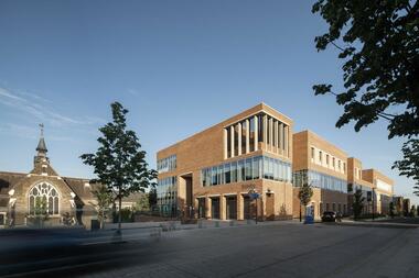 Springfield University Hospital / C.F. Møller