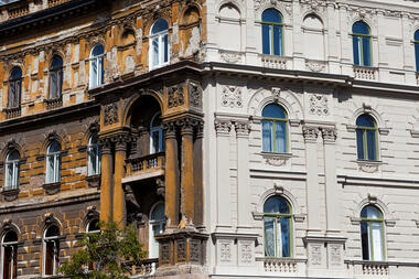Integrating New Material Systems and Future-Proofing Listed Buildings