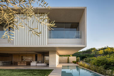 Villa Ardjuno / Jettaliving