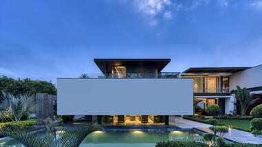 Folded Wall House / DADA Partners