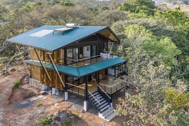 Casa Alta Vista / Entre Nos Atelier