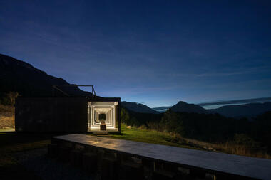 Galeria de Casa em Sierra de Arteaga / S-AR  - 10